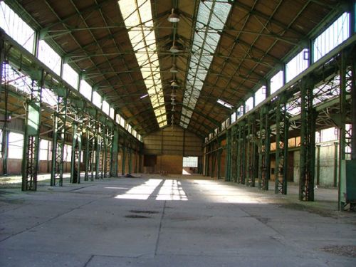 Svejsehallen i det Belgiske Beliard & Crighton Skibsvrft - nedlagt 1988