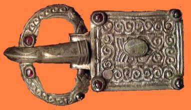 Gothic belt buckle of silver found in
Italy