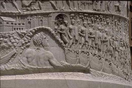 Relief på Trajan søjlen, som forestiller guden Danubius