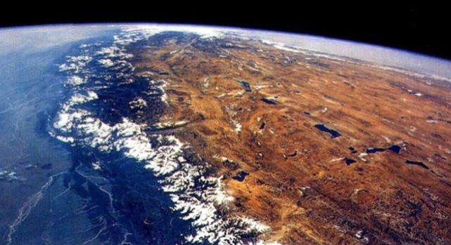 Himalaya og Tibet set fra rummet