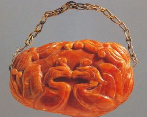 Amulet fra prinsesse Chens grav af baltisk rav