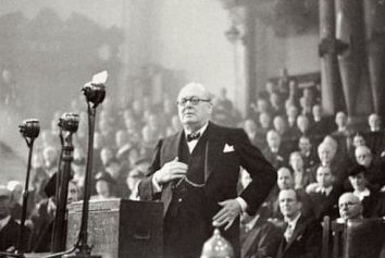 Churchill's blod, slid, tårer og sved tale i parlamentet 13. Maj 1940